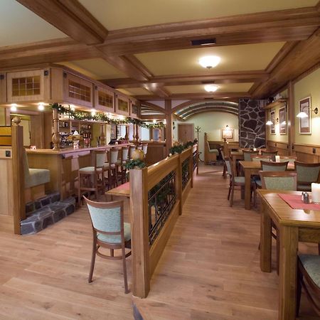 Dolce Villa Prague Ngoại thất bức ảnh
