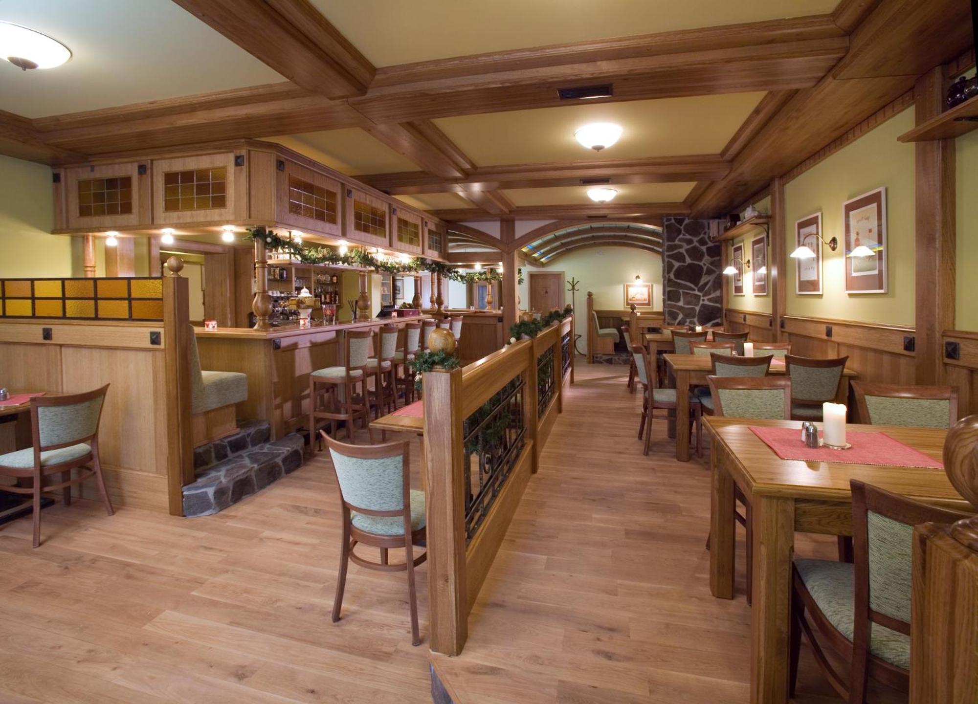 Dolce Villa Prague Ngoại thất bức ảnh